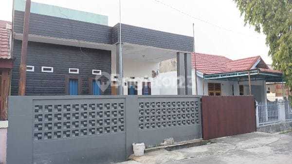 Rumah Cantik Lt 119M², Harga Terjangkau di Payung Sekaki 2