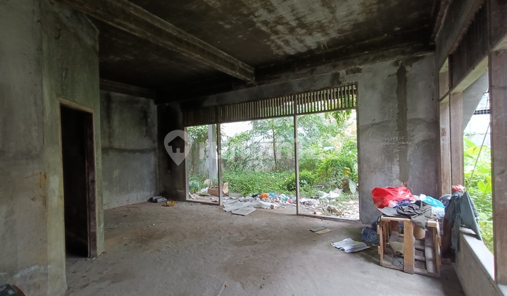 Hunian Strategis 4Kt di Komplek Puri Waringin Indah 2