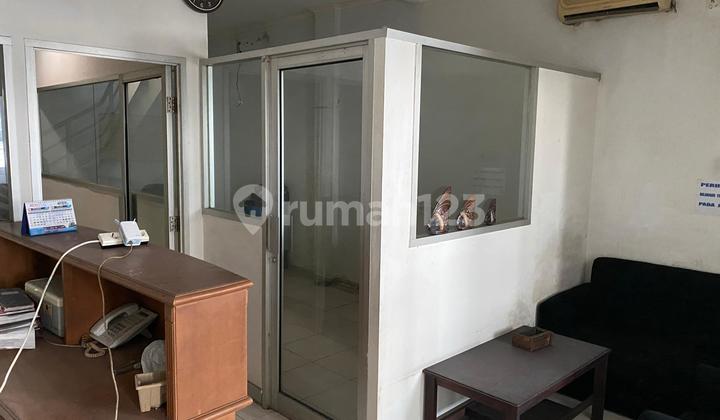 3.5 Floors Shop House at PTC Pulogadung Ready to Use & Strategic! 2