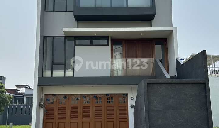 Dijual Rumah Mewah di Springwood Sedayu Kelapa Gading Baru Bangun