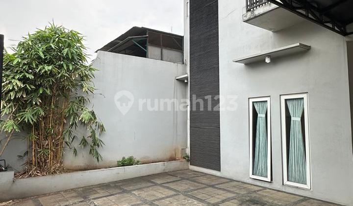 Nyaman & Luas! Rumah 2 Lantai di Rawa Bunga, Siap Huni Tanpa Ribet!