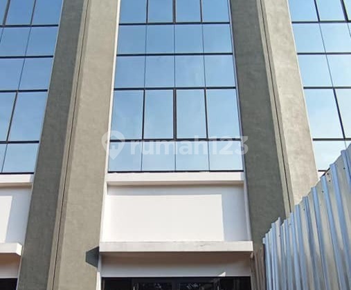 STRATEGIS Dijual Ruko 4 Lantai SCBRE – Sedayu City Kelapa Gading, LT 104m² LB 332m², SHM