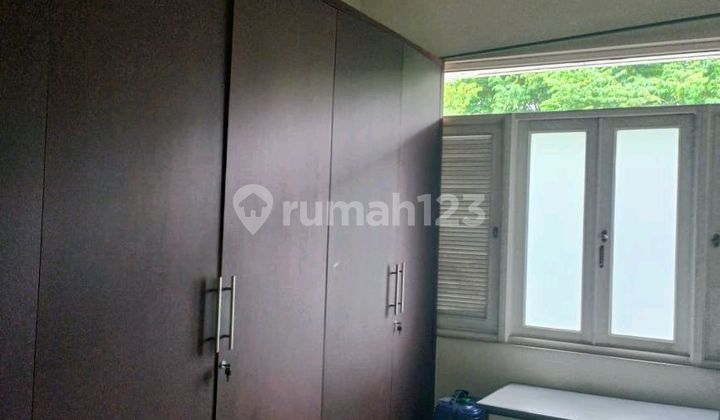 Ruko Bisnis Area Segitiga Emas di Jl Mh Thamrin Jakarta Pusat