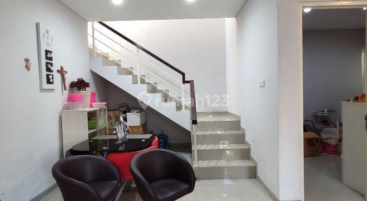 Modern Minimalist House in the Elite Environment of Mount Arjuna Kerobokan 2