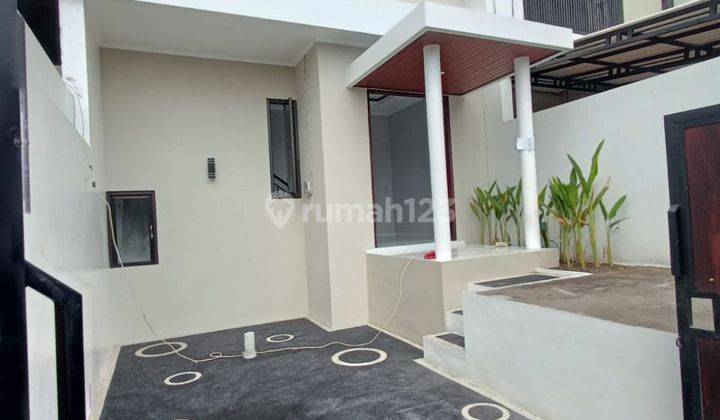 Modern Minimalist Residence in Gatsu Area, West Denpasar 2