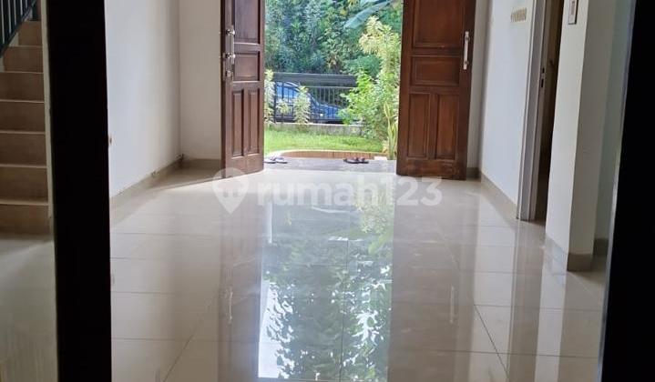 Rumah Klasik Mewah Citragrand Cibubur Jakarta Timur 2