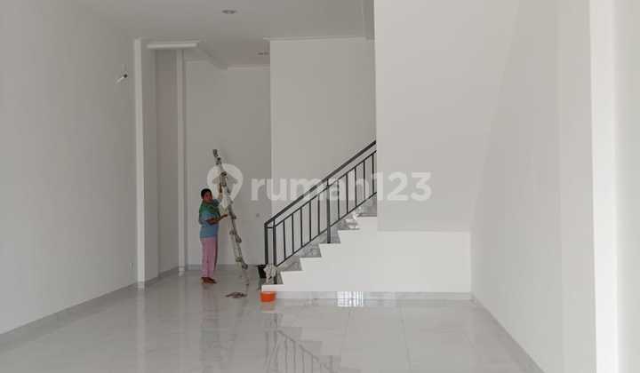 Disewakan Rukan Pantai Indah Kapuk Disewakan Rukan Pantai Indah Kapuk