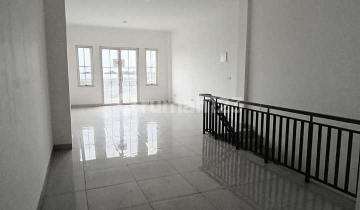 Disewakan Rukan Ebony Amsterdam Pantai Indah Kapuk Disewakan Rukan Ebony Amsterdam Pantai Indah Kapuk