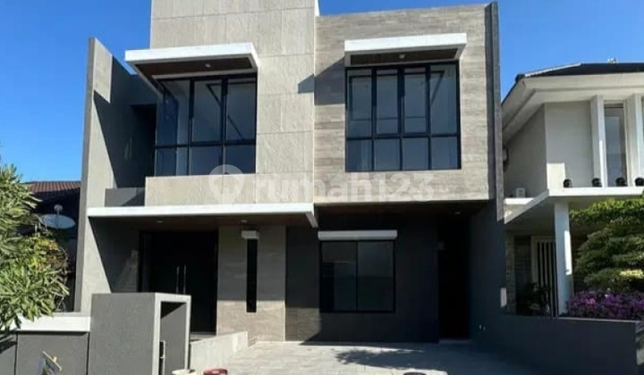 Minimalist House Woodland Citraland Utama