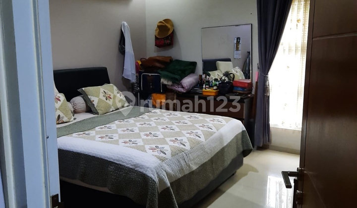 Dijual Rumah di Sayap Moh Toha