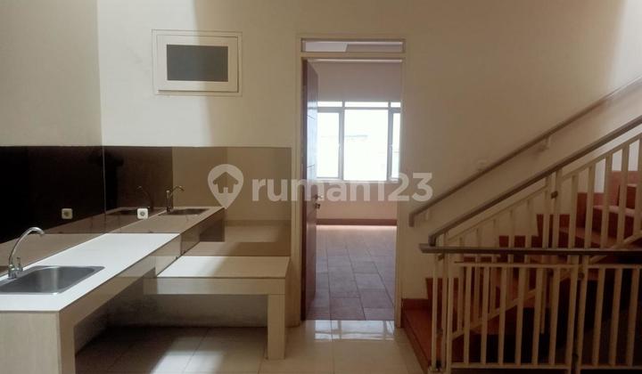 For Rent Minimalist House In The City Center 2