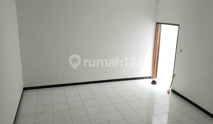 For Rent House In Mekar Wangi 2