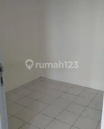 Dijual Murah Tanpa Perantara, Langsung dengan Pemilik, Apartemen Secondary 2Br di Apartemen Menteng Square, Luas 33M², Matraman, Jakarta Timur 2