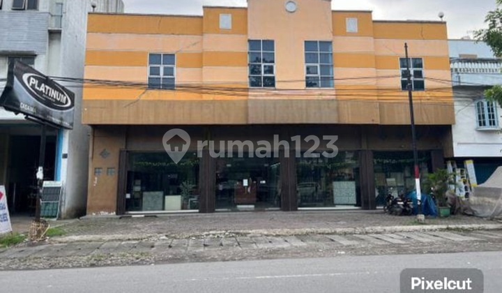 Strategic 4-Unit Connected Shop House in Krakatau 1