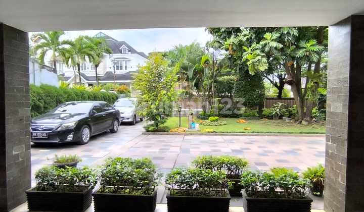 Rumah Mewah Inti Kota 1