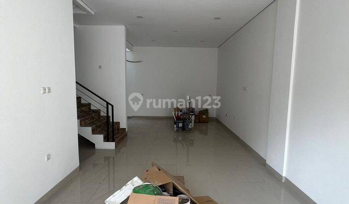 Dijual Cepat Rumah Baru 3 Lantai di Sunter Agung Barat 2