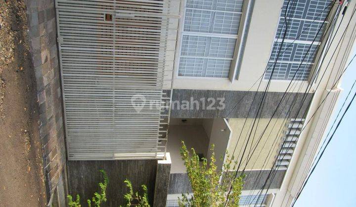 Disewakan Rumah Minimalis Sunter Paradise 1 Jakarta Utara