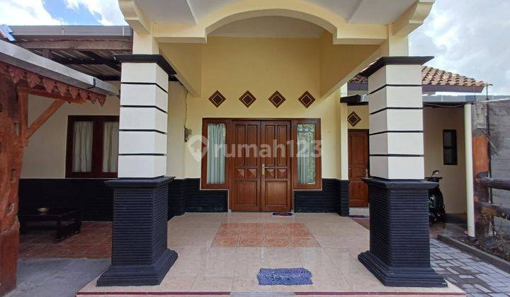 Rumah Bagus Di Jl. Gandu, Berbah, Sleman Lahan Luas Parkir 4 Mobil 1