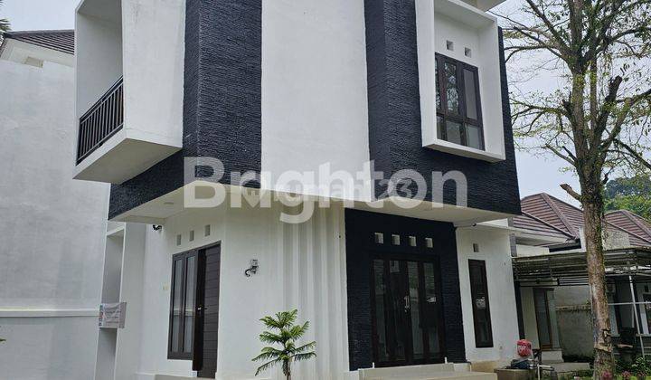 RUMAH 3 BR 2 LANTAI TYPE 100/135 HOOK ONE GATE SISTEM ROYAL GRIYA LOKA TABANAN 1