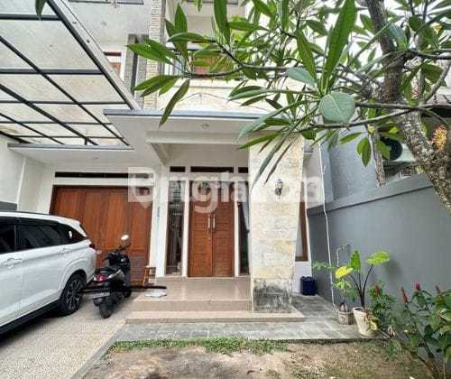 Rumah 4 Kamar Furnished 2 Lantai Dekat Rs Bali Mandara Pool
