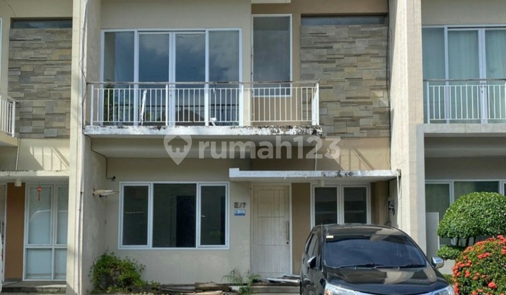 4+1 Bedroom House By Pas Only 10 Minutes to Airport. Fully Furnished