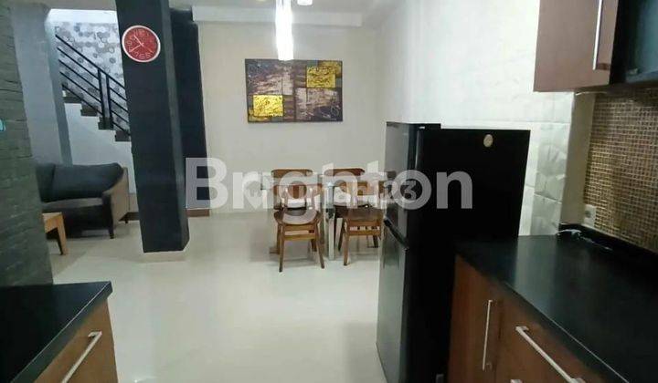 RUMAH 2 LANTAI 2BR 7 MENIT KE BANDARA DAN PANTAI KUTA 2