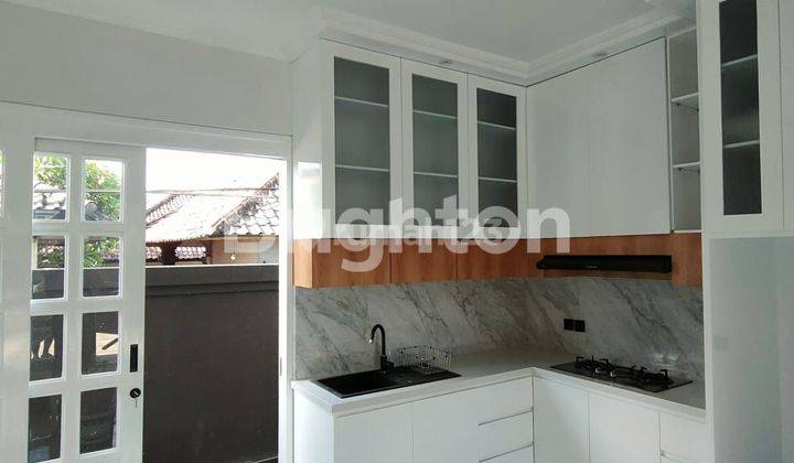 RUMAH 2 LANTAI 3 BR PADANG SAMBIAN 2