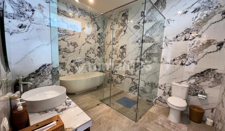 Brand New Villa 4 Br Modern di Jimbaran Bali 15 Menit Bandara 2