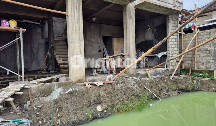 VILLA 3 BR LEASE HOLD 18 YEARS DENPASAR BARAT 2