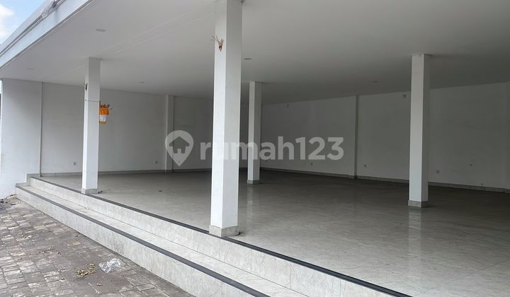 Dimension 9x15 Shop in Canggu Suitable for Mini Market Restaurant