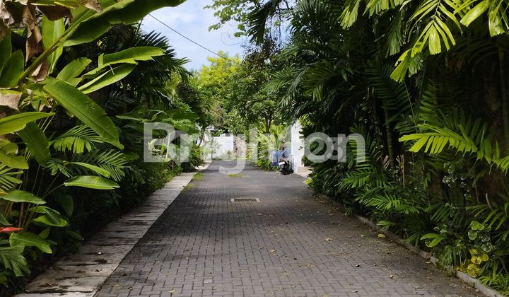 LONG LEASE VILLA 4 BR + RECREATIONAL ROOM IN SANUR LONG LEASE VILLA 4 BR + RECREATIONAL ROOM IN SANUR