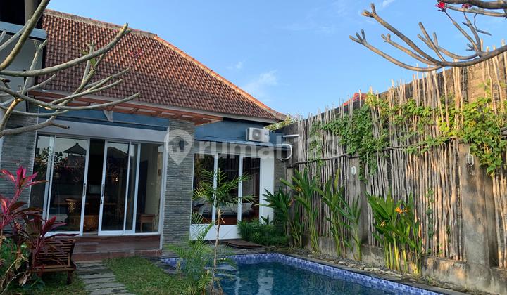 3 Bedroom Villa Sanur Furnished 350 Sqm Near The Beach (v39) 3 Bedroom Villa Sanur Furnished 350 Sqm Near The Beach (v39)