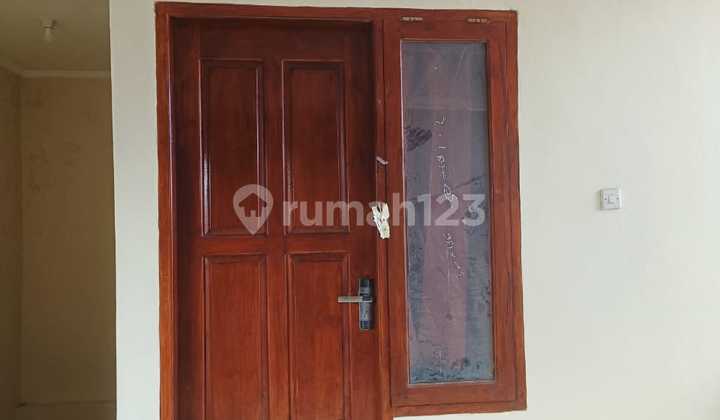 Affordable Move-In Ready House: 3 BR 5 Minutes from Undiknas Affordable Move-In Ready House: 3 BR 5 Minutes from Undiknas