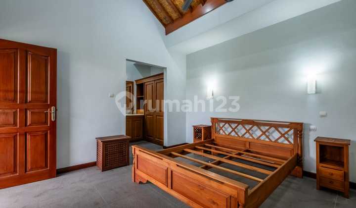 Prime Sanur Estate: Expansive 6BR + Office Villa, Walk to Beach Prime Sanur Estate: Expansive 6BR + Office Villa, Walk to Beach