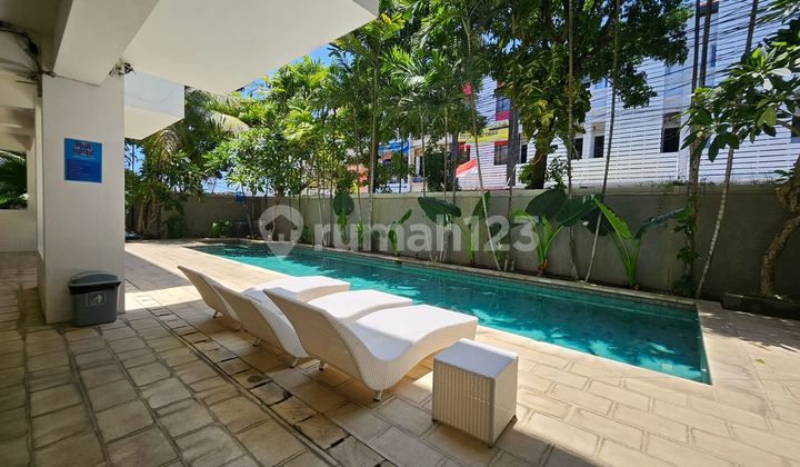 3-Bedroom House with Pool in Kuta, 10 Minutes to Airport, Fully Furnished