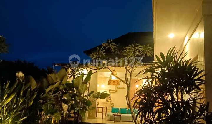 Modern 3BR Villa Keramas: 5 mins to Beach Modern 3BR Villa Keramas: 5 mins to Beach