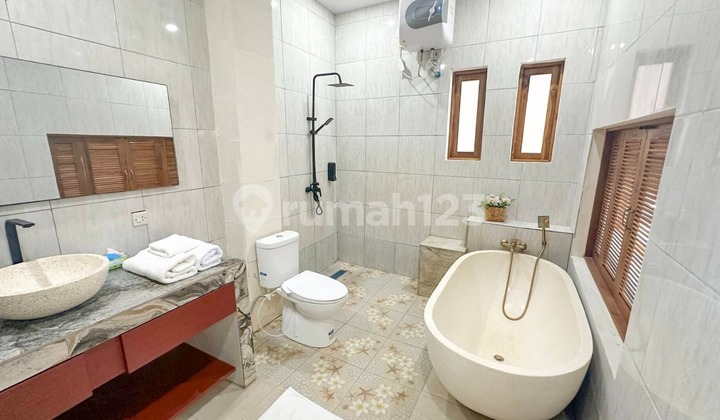 Brand New Villa 3 Premium BR : Walking Distance to Sanur Beach 2
