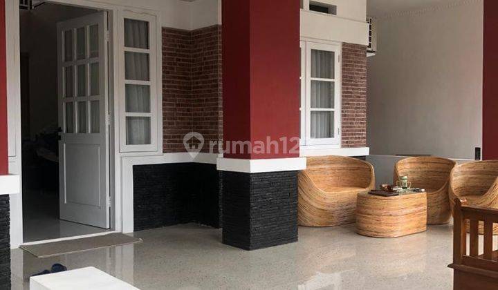 Rumah Cantik Kota Baru Parahyangan Full Furnished 2