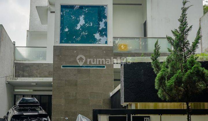 Rumah Lux Mewah Plus Swimming Pool Cigadung Cikutra Bandung 1