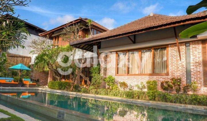 VILLA LUXURY UMALAS KEROBOKAN BADUNG, BALI 1