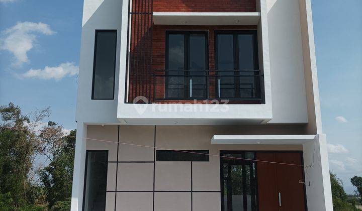 Rumah Murah Di Jual Lantai 2 Singosari Malang 1