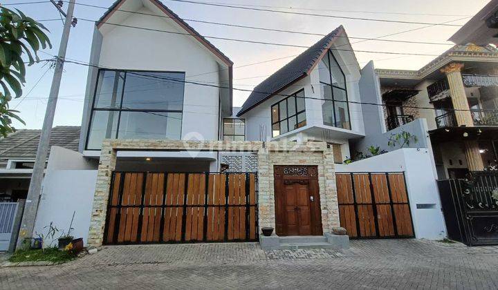 Rumah Di Jual Murah Lantai 3 + Basement Bumiayu Kota Malang 1