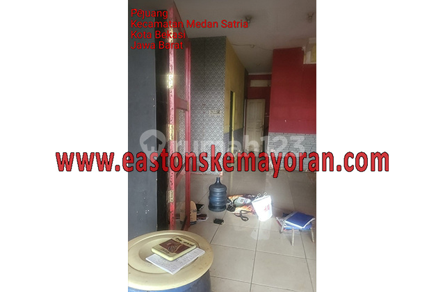 For Sale, Medansatria Shophouse 1