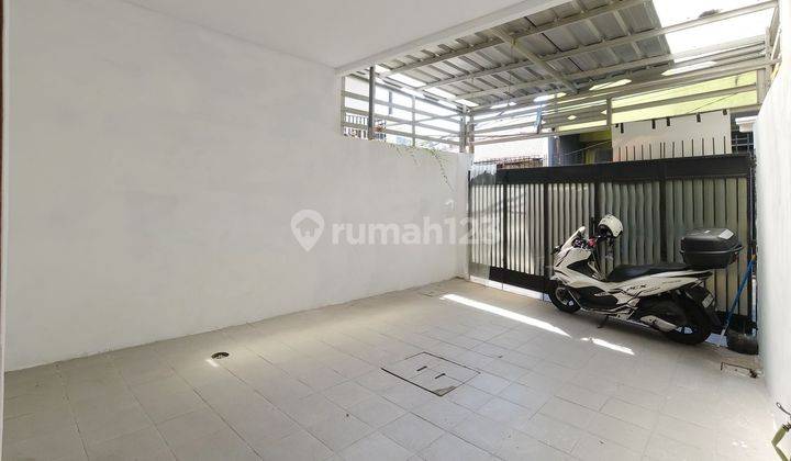 Rumah Baru Shm 3 Lantai Jakarta Pusat 2