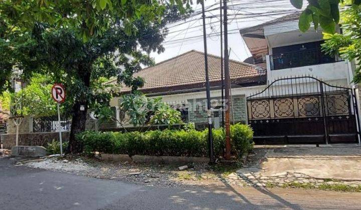 Rumah Hook 2lt Dukuh Kupang Barat, Kawasan Ramai, Cocok Untuk Usaha Kost Dll 2