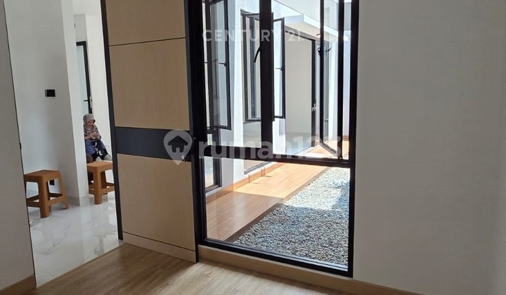 Dijual Rumah Mewah Modern di Bintaro Sektor 3 Dekat St Pd Ranji 2