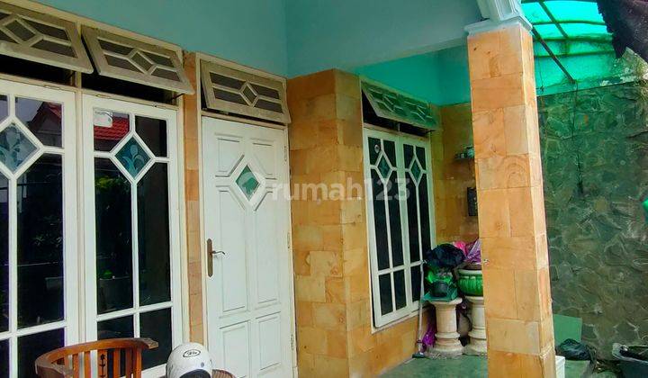 Rumah Perum Dirgantara Sawojajar 2