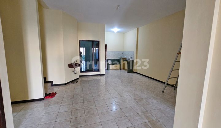 Dijual Rumah Di Jalan Bunga-Bunga Malang 2