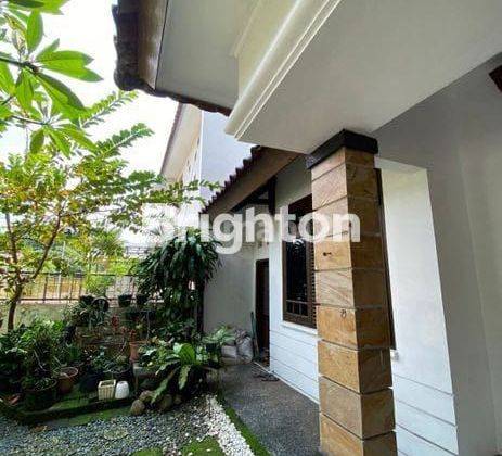 Dijual Rumah Asri Raffles Hills Cibubur 1