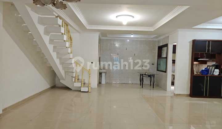 Disewa rumah muara karang siap huni Disewa rumah muara karang siap huni